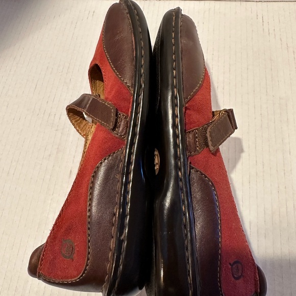 Born Red and Brown Mary Jane Suede and Leather Shoes  Size 8 - Picture 3 of 5